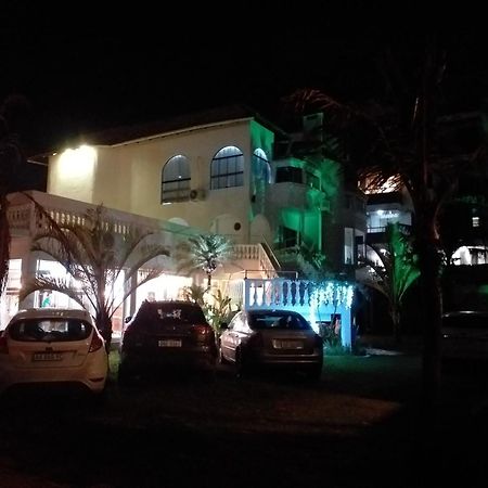 Czaritza Apart Hotel Bombinhas Exterior foto